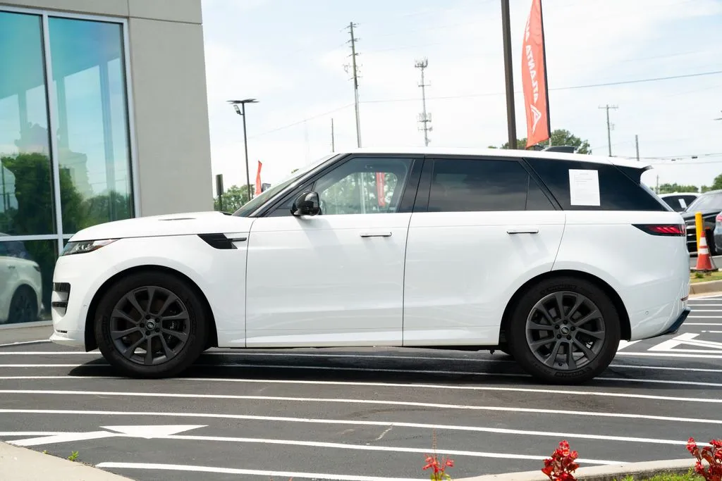 Land Rover Range Rover Sport photo 19