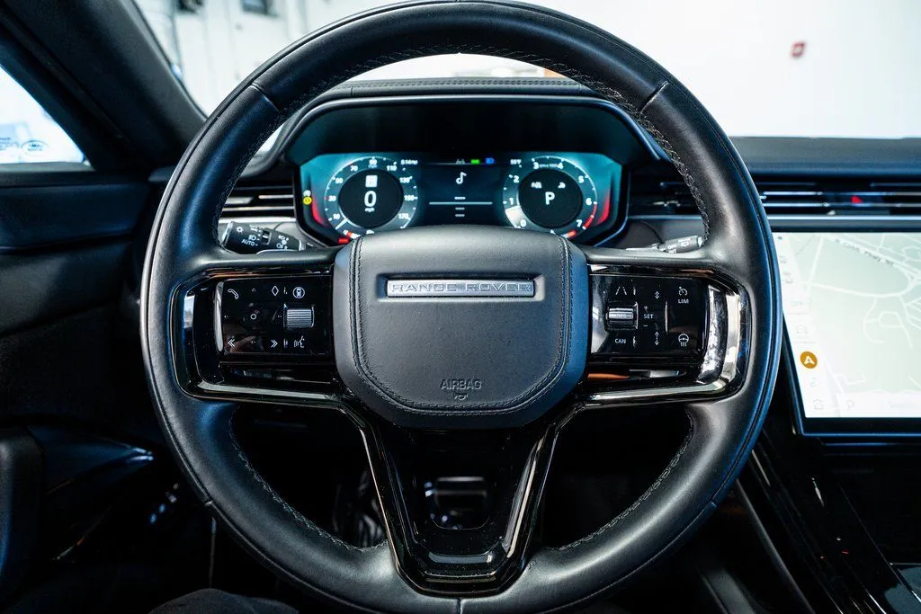 Land Rover Range Rover Sport photo 36