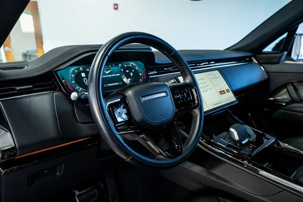 Land Rover Range Rover Sport photo 31