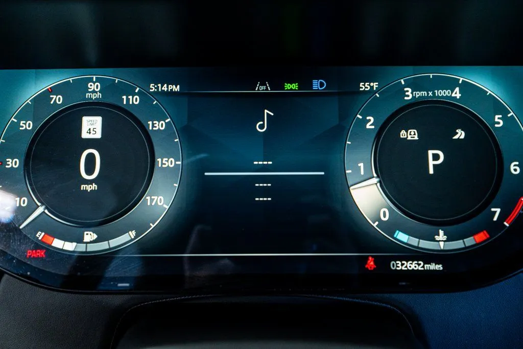 Land Rover Range Rover Sport photo 39