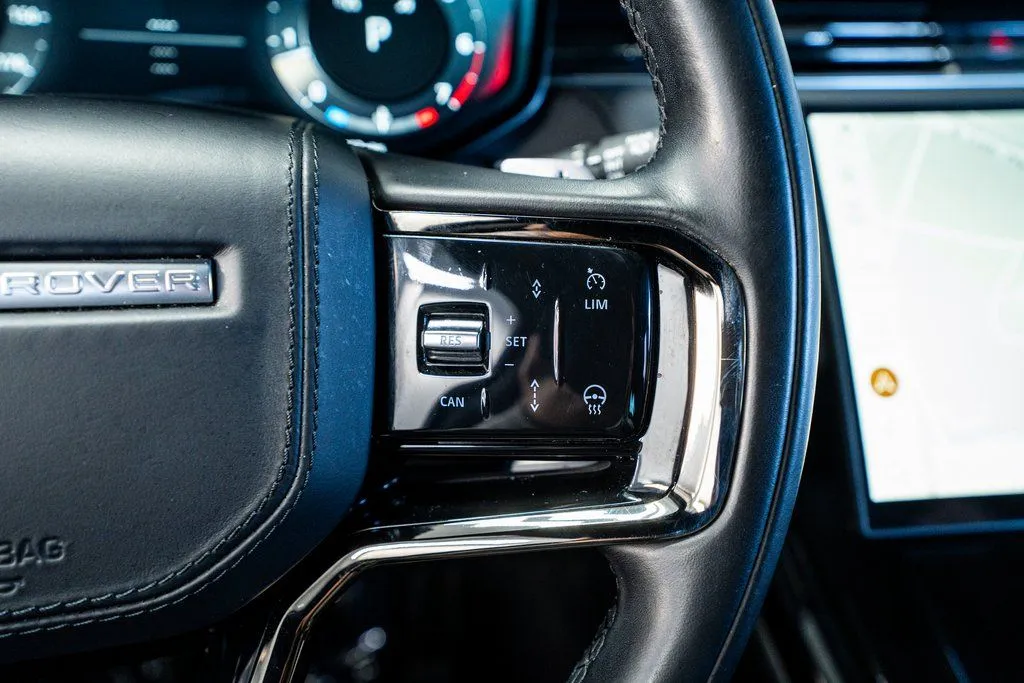 Land Rover Range Rover Sport photo 38