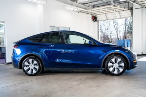 More photos of 2023 Tesla Model Y Long Range at Atlanta Autos, GA