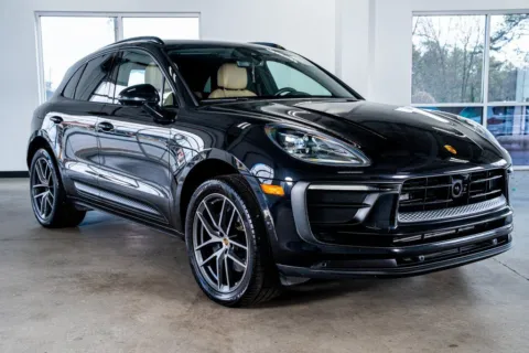 More photos of 2023 Porsche Macan at Atlanta Autos, GA