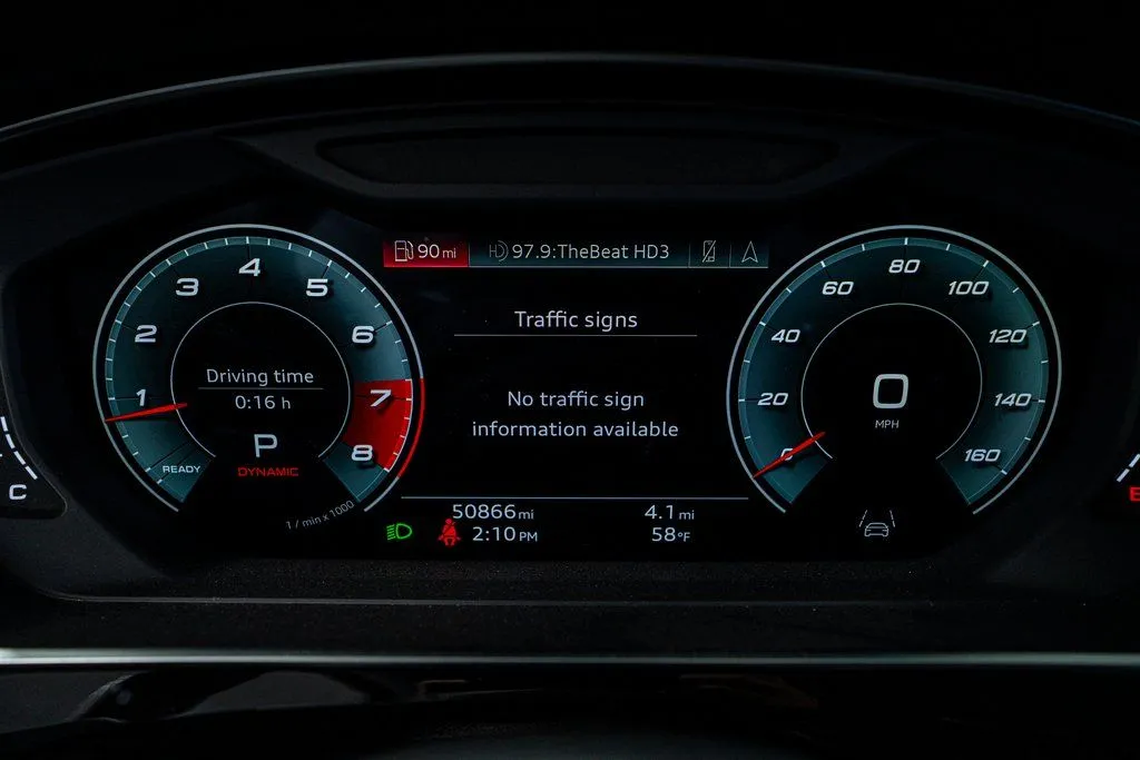 Audi S8 photo 41