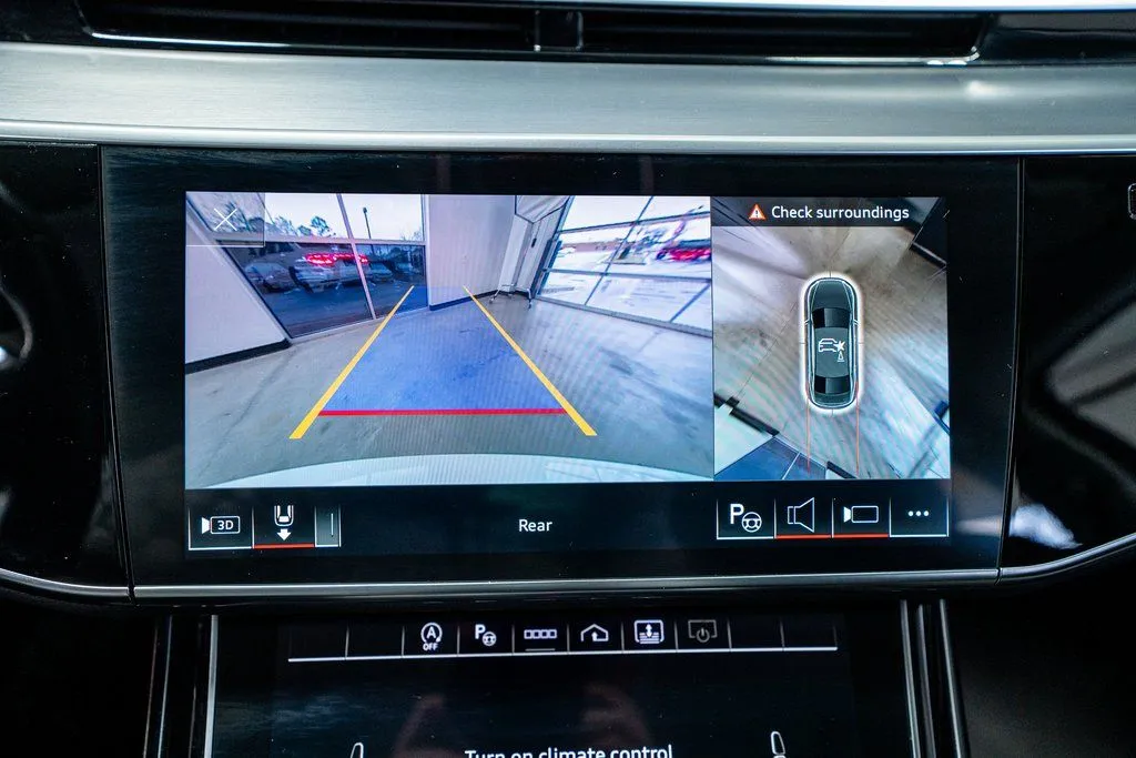 Audi S8 photo 45