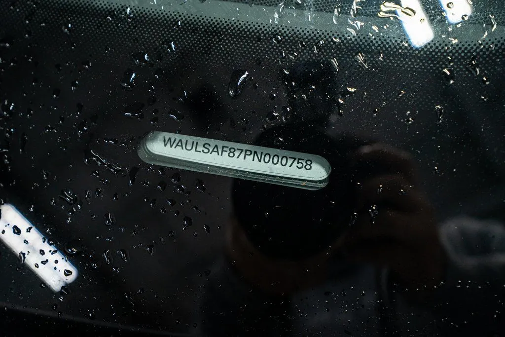 Audi S8 photo 63