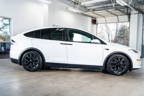 More photos of 2022 Tesla Model X at Atlanta Autos, GA
