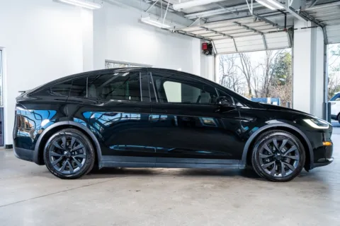 More photos of 2022 Tesla Model X Plaid at Atlanta Autos, GA