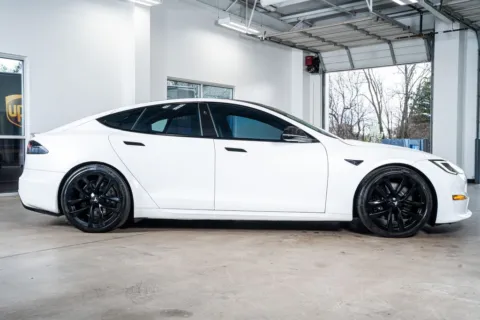 More photos of 2022 Tesla Model S Plaid at Atlanta Autos, GA