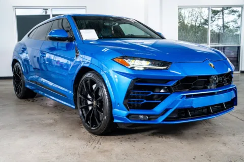 More photos of 2020 Lamborghini Urus at Atlanta Autos, GA