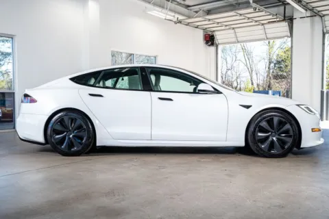 More photos of 2022 Tesla Model S at Atlanta Autos, GA