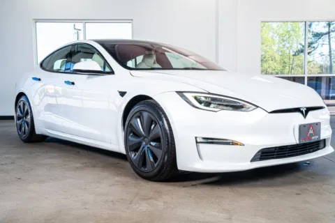 More photos of 2022 Tesla Model S at Atlanta Autos, GA