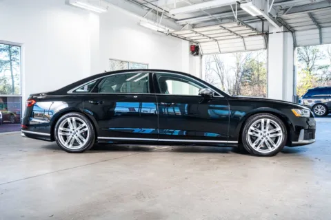 More photos of 2020 Audi S8 4.0T at Atlanta Autos, GA