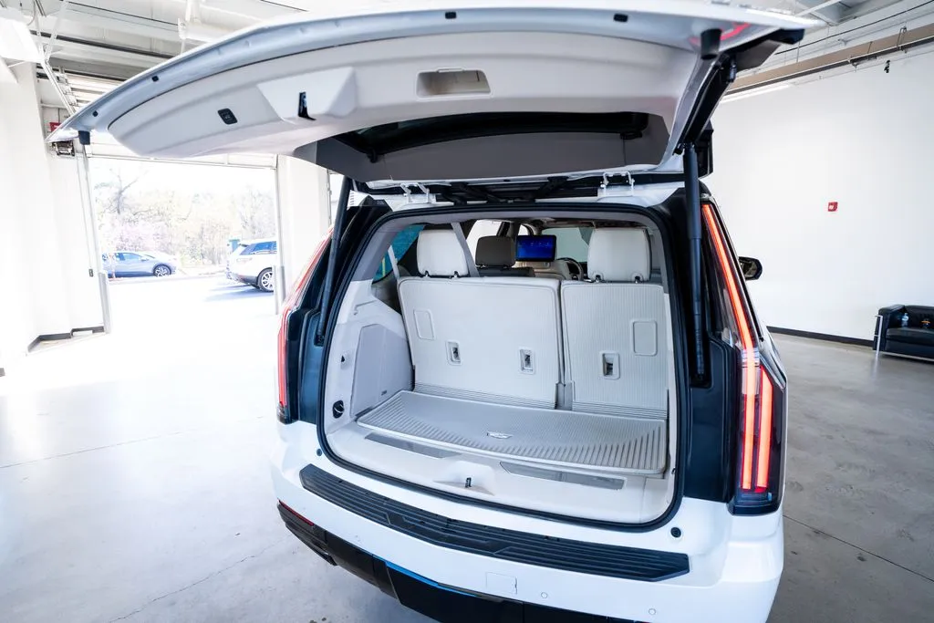 2025 Cadillac Escalade Sport Platinum - Photo 58