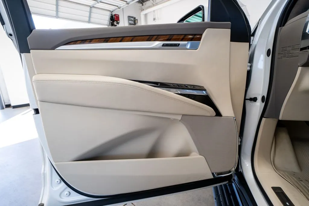 2025 Cadillac Escalade Sport Platinum - Photo 30