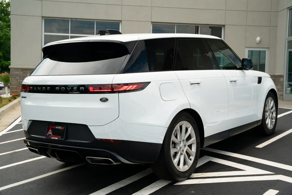 Land Rover Range Rover Sport photo 12