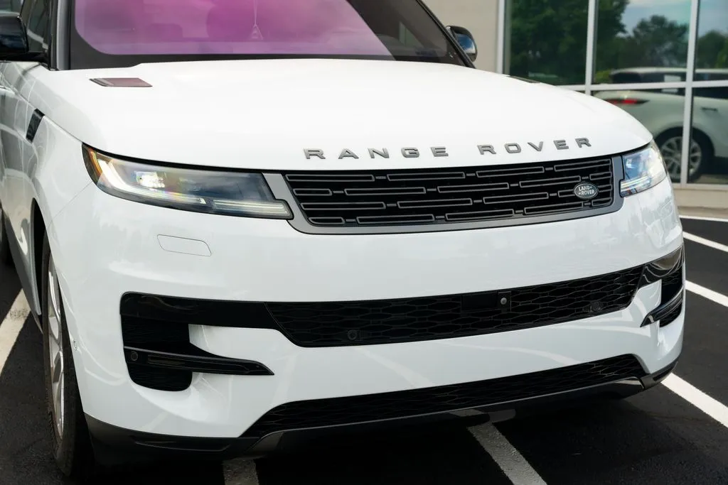 Land Rover Range Rover Sport photo 5