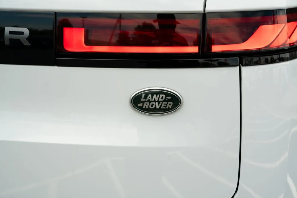 Land Rover Range Rover Sport photo 14