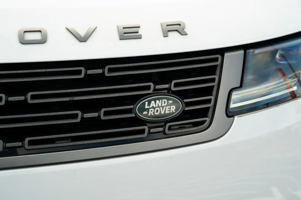 Land Rover Range Rover Sport photo 7