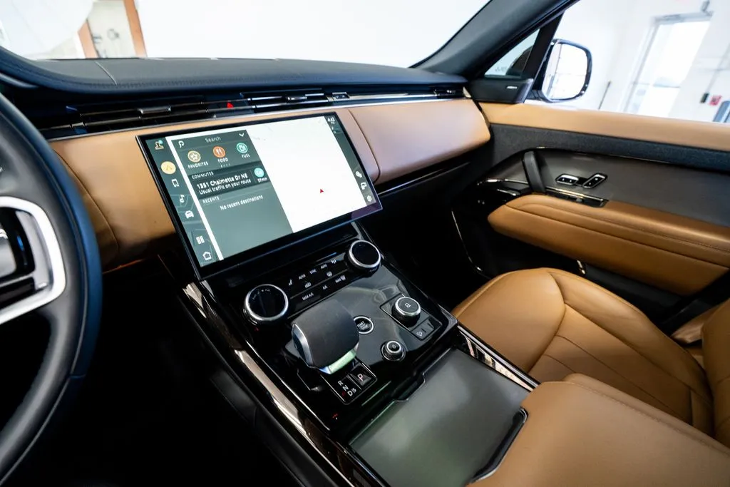 Land Rover Range Rover Sport photo 40