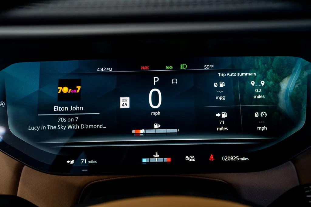 Land Rover Range Rover Sport photo 39