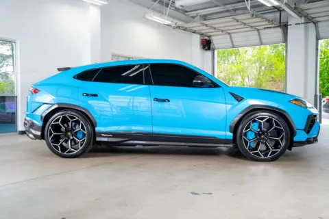 More photos of 2023 Lamborghini Urus Performante at Atlanta Autos, GA