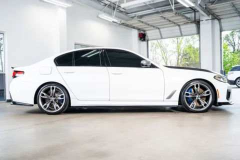 More photos of 2021 BMW 5 Series M550i xDrive at Atlanta Autos, GA