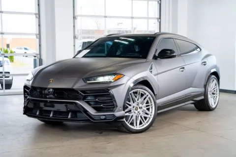 Photos of 2019 Lamborghini Urus for sale in Marietta, GA at Atlanta Autos