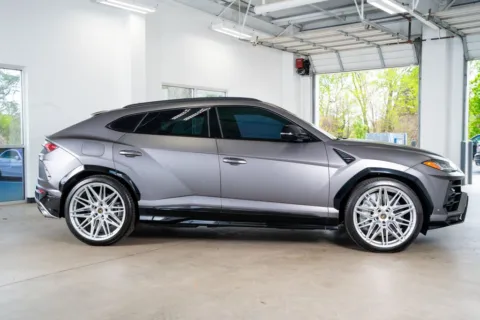 More photos of 2019 Lamborghini Urus at Atlanta Autos, GA