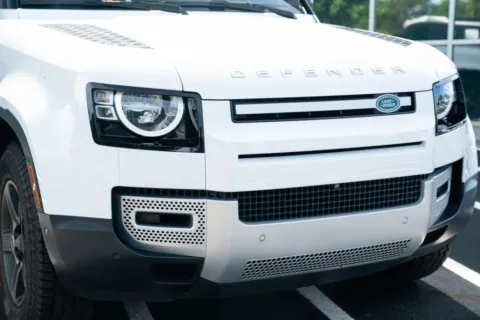 More photos of 2022 Land Rover Defender 90 S at Atlanta Autos, GA