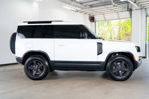 More photos of 2022 Land Rover Defender 90 S at Atlanta Autos, GA