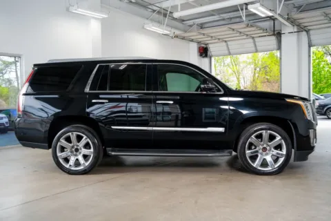 More photos of 2017 Cadillac Escalade Luxury at Atlanta Autos, GA