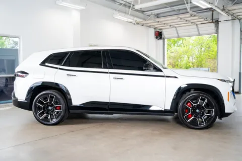 More photos of 2024 BMW XM at Atlanta Autos, GA