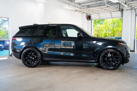 More photos of 2023 Land Rover Range Rover Sport SE at Atlanta Autos, GA