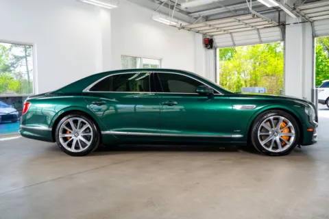 More photos of 2020 Bentley Flying Spur W12 at Atlanta Autos, GA