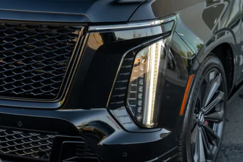 More photos of 2025 Cadillac Escalade ESV V-Series at Atlanta Autos, GA