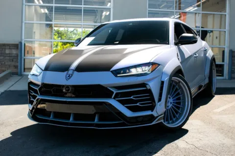 Photos of 2022 Lamborghini Urus for sale in Marietta, GA at Atlanta Autos
