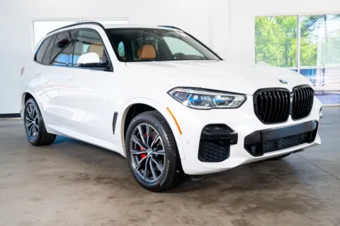 More photos of 2022 BMW X5 xDrive40i at Atlanta Autos, GA