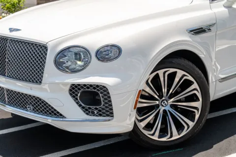 Another view of 2021 Bentley Bentayga Hybrid for sale in Marietta, GA at Atlanta Autos