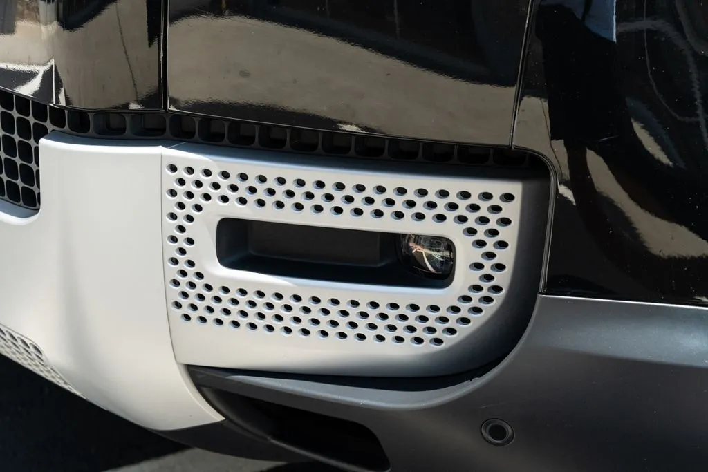 2024 Land Rover Defender S - Photo 26