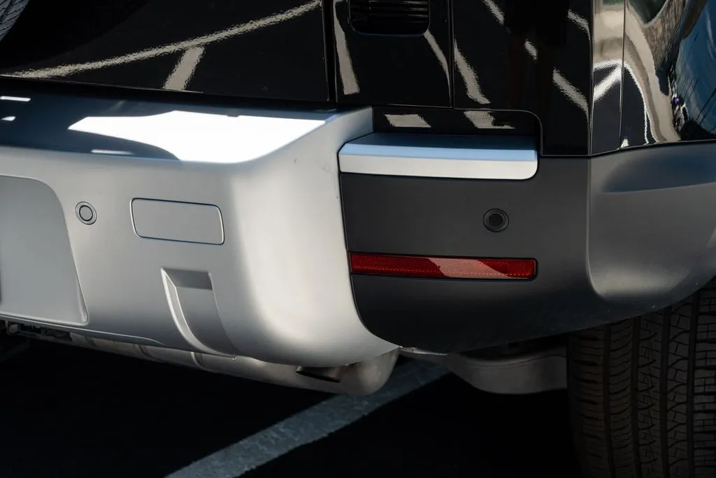 2024 Land Rover Defender S - Photo 15