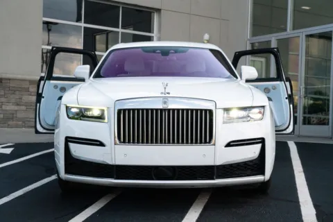 More photos of 2022 Rolls-Royce Ghost at Atlanta Autos, GA