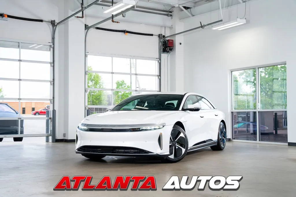 2023 Lucid Air Pure's photo