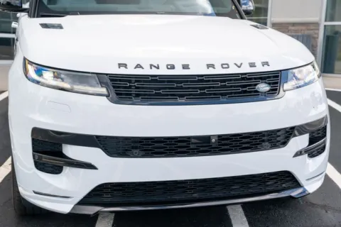 More photos of 2025 Land Rover Range Rover Sport Plug-in Hybrid Dynamic SE at Atlanta Autos, GA