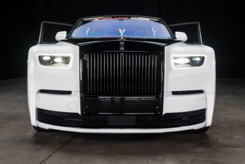 More photos of 2019 Rolls-Royce Phantom at Atlanta Autos, GA