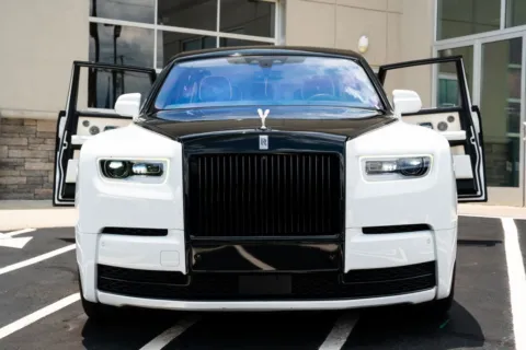 More photos of 2019 Rolls-Royce Phantom at Atlanta Autos, GA