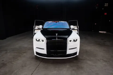 More photos of 2019 Rolls-Royce Phantom at Atlanta Autos, GA