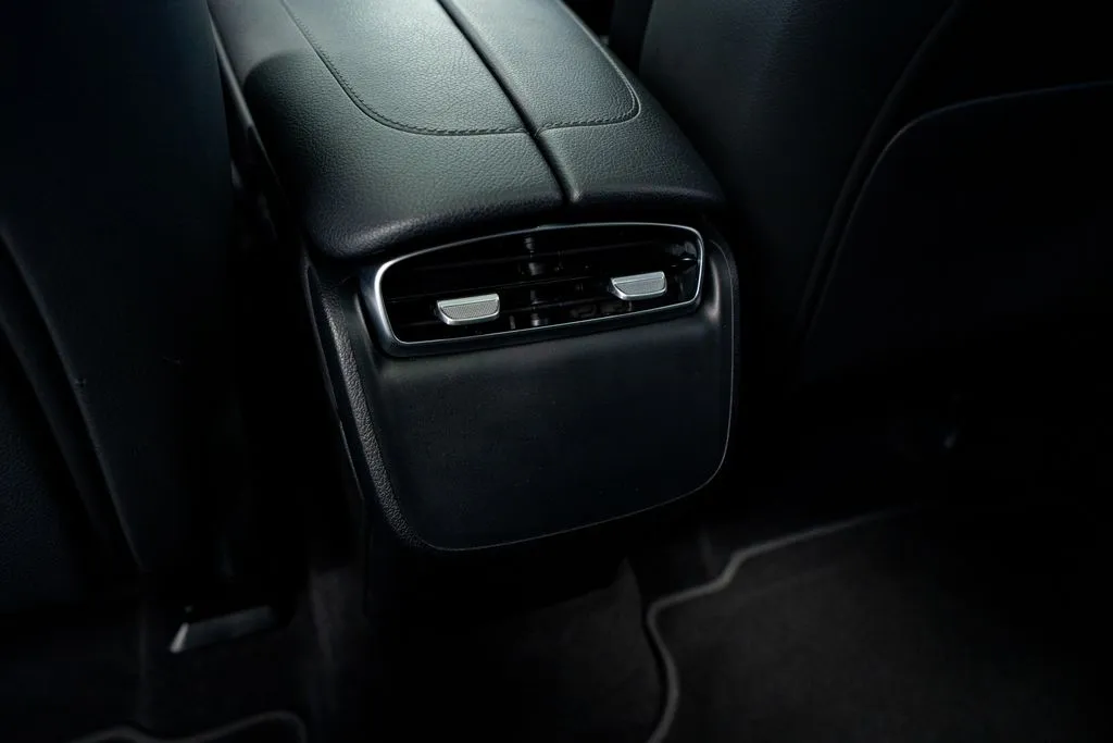 Mercedes-Benz EQE photo 48