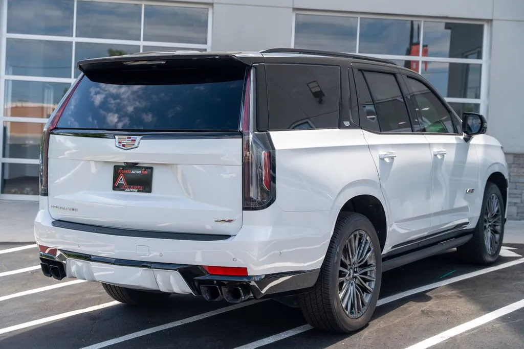 Cadillac Escalade photo 12