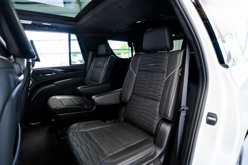 Cadillac Escalade photo 48